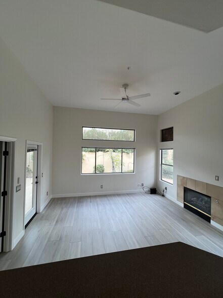 Building Photo - 9070 E Gary Rd