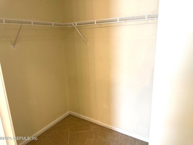 Building Photo - 229 Nadia Michelle Ct N