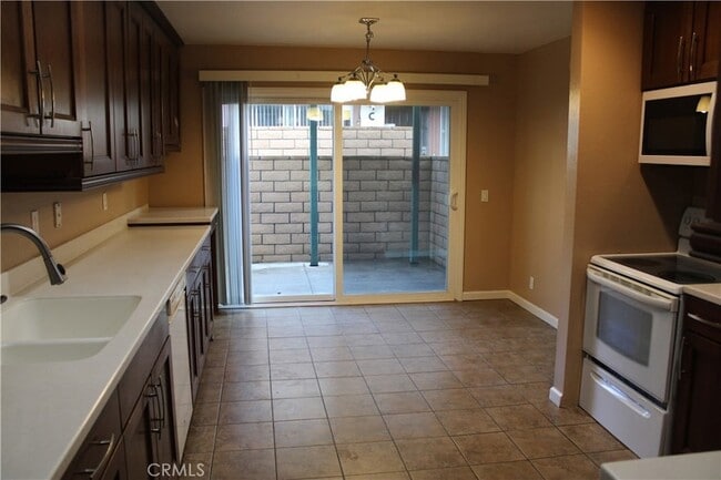 Building Photo - 5478 E Willow Woods Ln