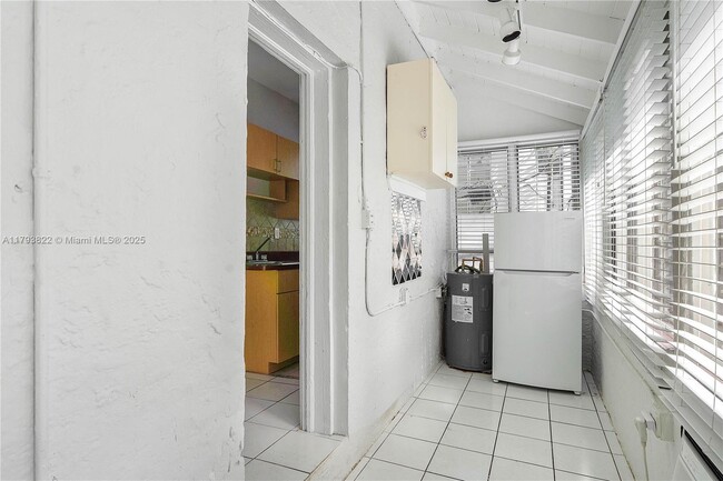 Building Photo - 1507 Meridian Ave