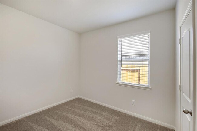 Building Photo - 10806 Anthonomus Way