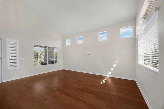 Building Photo - 934 Big Spring Ct