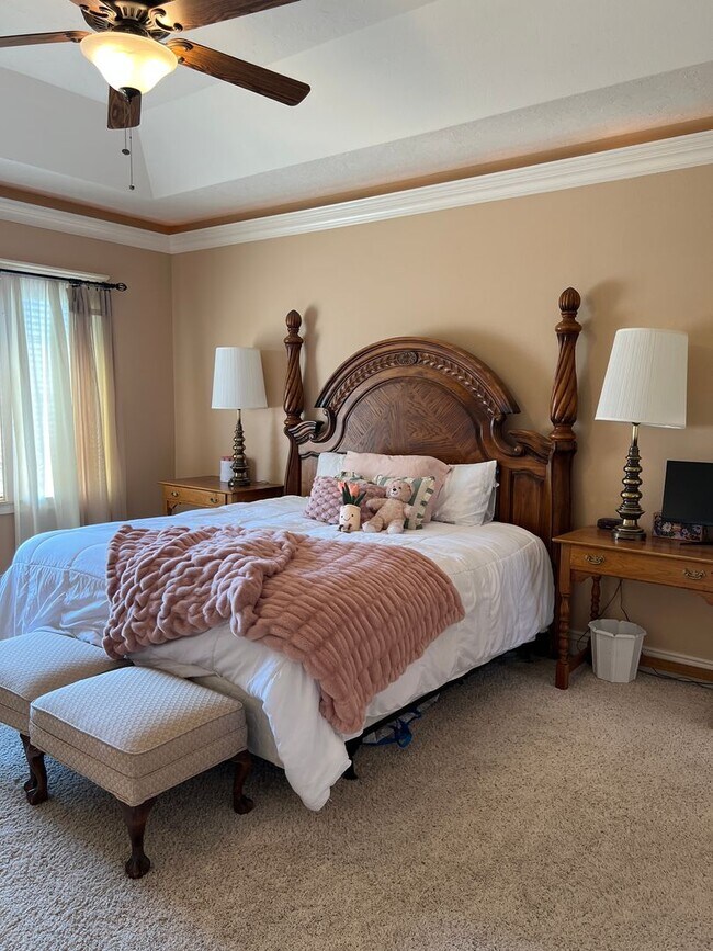 Building Photo - Stunning 5-Bed, 3.5-Bath Twin Home on the Rexburg Hill | Flexible Lease Options Available!