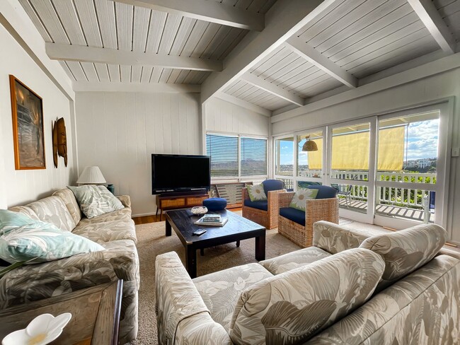 Building Photo - Furnished Wailae Nui Ridge Home with Direc...