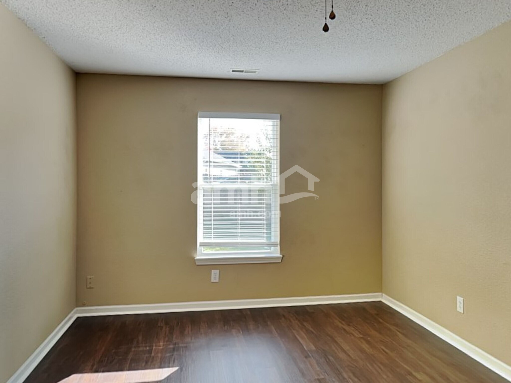 Building Photo - 3742 Laurel Cherry Ln