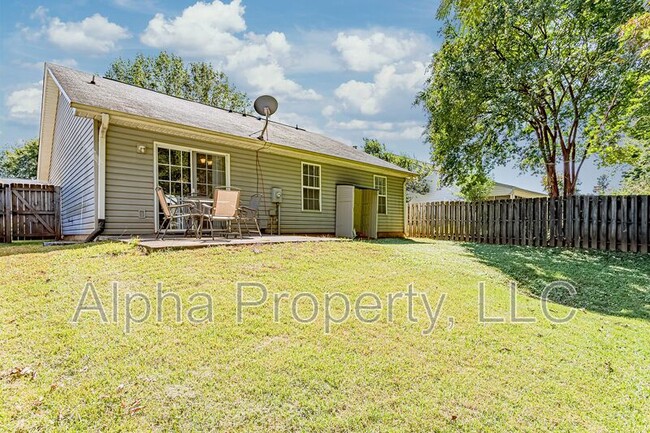 Building Photo - 20 Fairhope Ln
