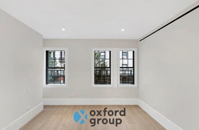 Building Photo - East 80th Street