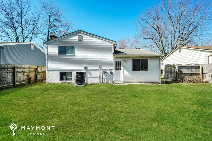 Building Photo - 2710 Moundcrest St