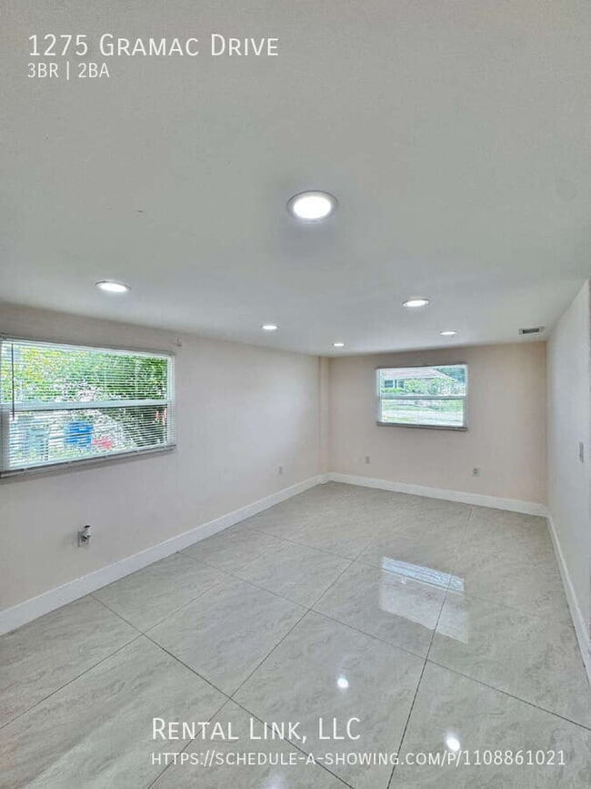 Building Photo - 1275 Gramac Dr