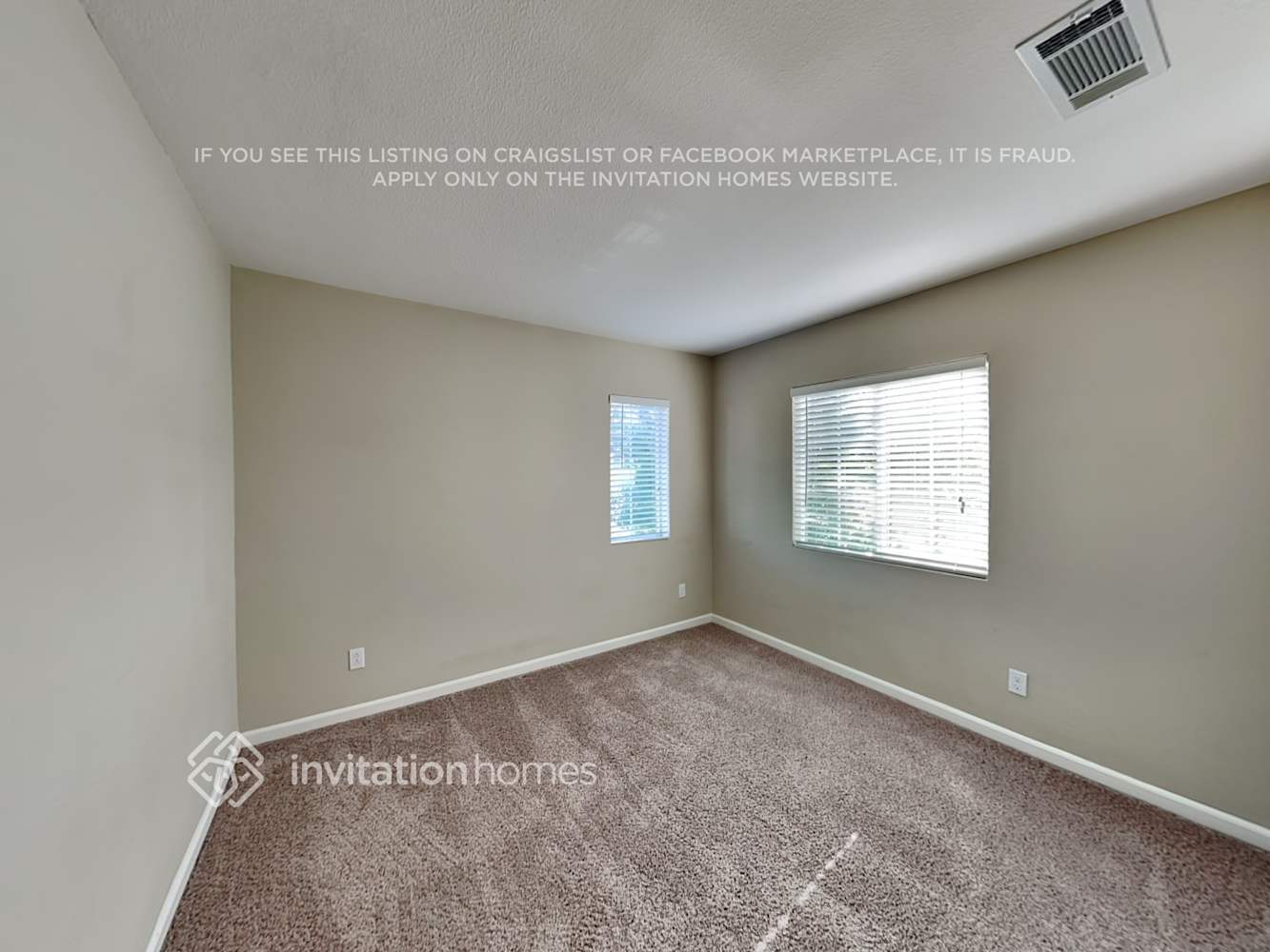 Building Photo - 815 Equinox Loop