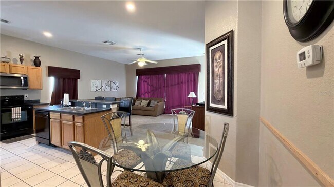 Building Photo - 334 Cadiz Loop