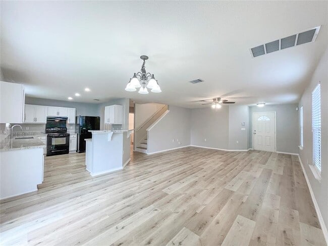 Building Photo - 6708 Cornish Hen Ln