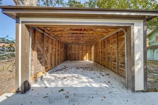 Building Photo - 609 W Owings St