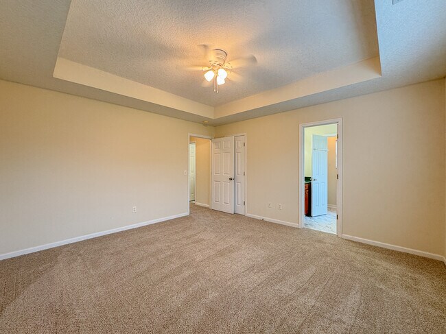 Building Photo - 5021 Scotch Pine Ave