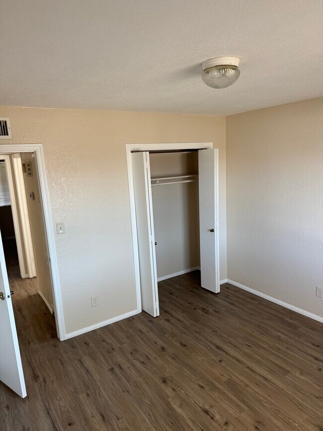 Building Photo - 4612 E Camino St