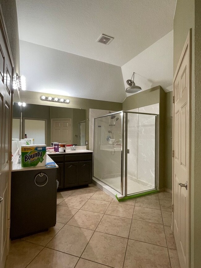 Building Photo - Beautiful Tehama Ridge Home in Cul-de-sac with Park!