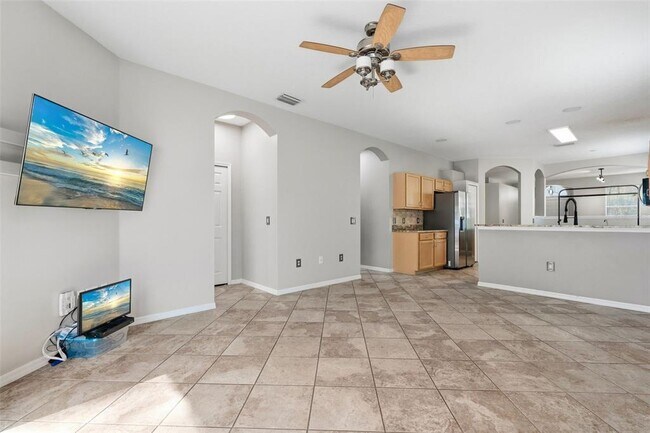 Building Photo - 14330 Tree Swallow Way