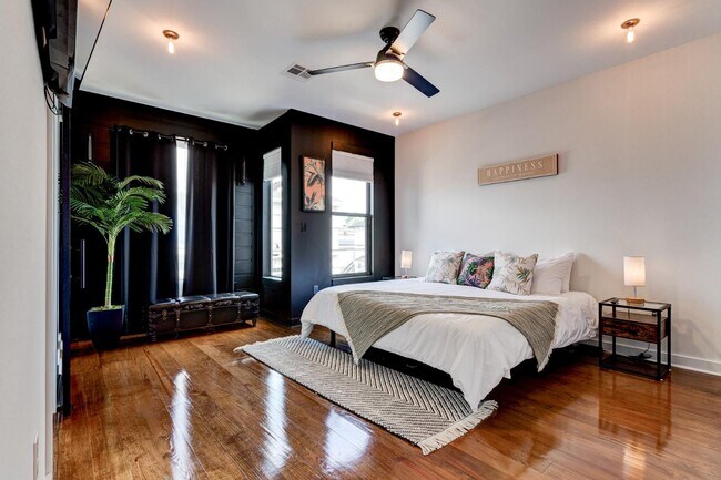 Building Photo - 2506 Dumaine St