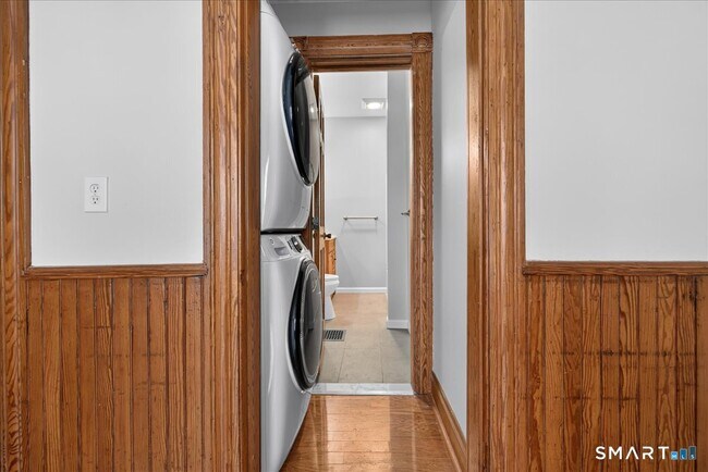 Building Photo - 35 Tilton St