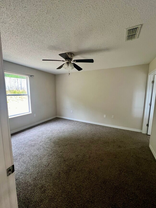 Master Bedroom - 116 Cabana Way