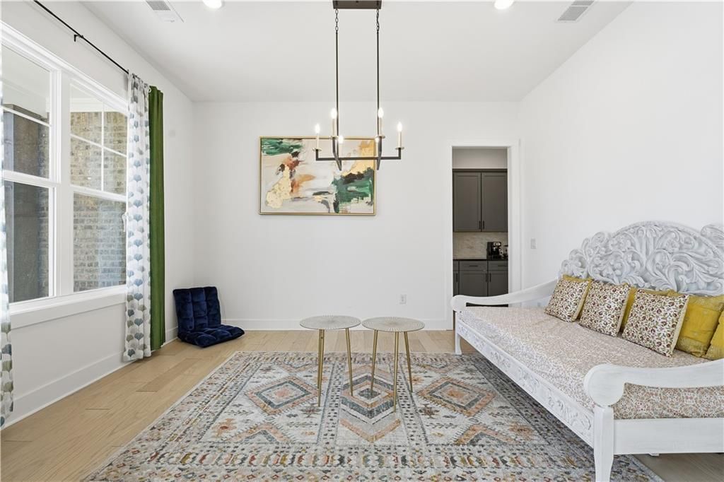 Building Photo - 415 Oakleigh Ave