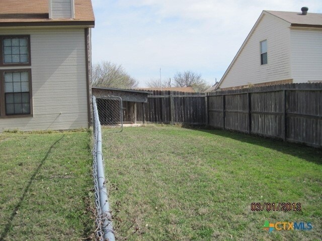 Building Photo - 114 Nelson Dr