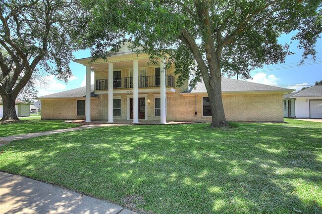 Building Photo - 10455 Antrim Ln