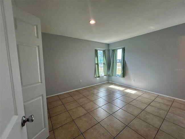 Building Photo - 3474 Norwick St