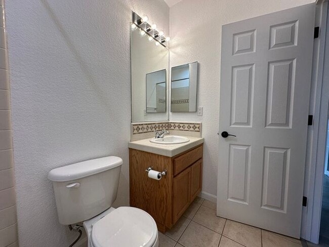 Building Photo - 8120 Silver Strike Ct