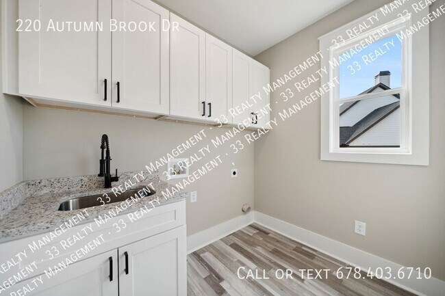 Building Photo - 220 Autumn Brook Dr