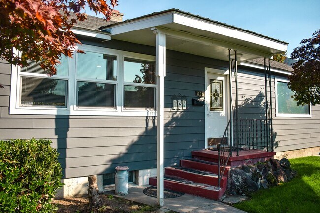 Primary Photo - McPherson Duplex