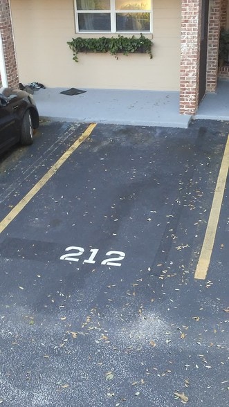 Parking Space - 4836 Atlantic Blvd