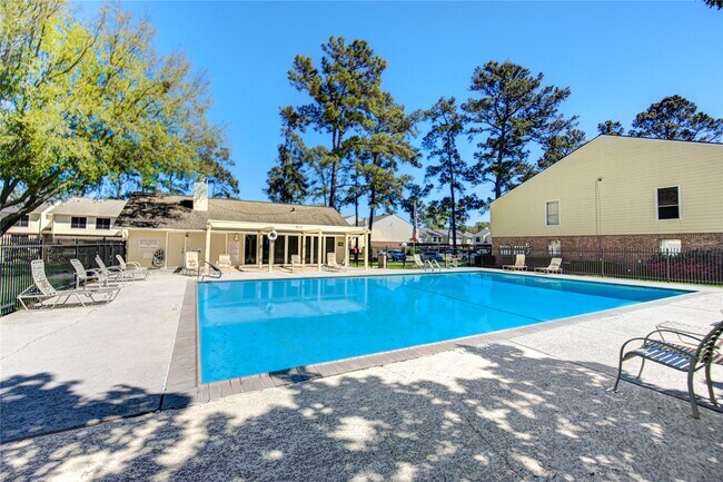 Building Photo - 14515 Wunderlich Dr