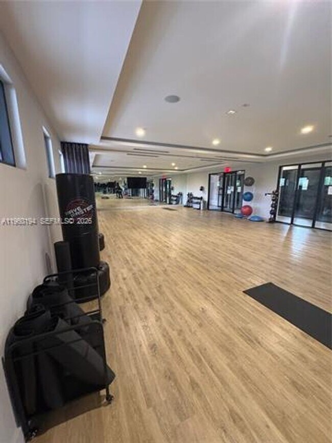 Building Photo - 7815 NW 104th Ave