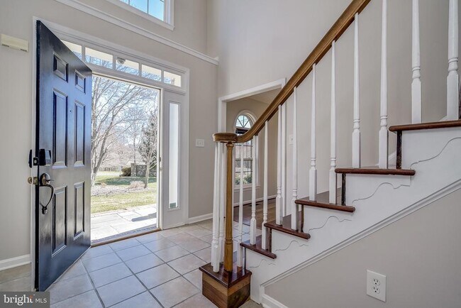 Building Photo - 19900 Belle Chase Dr