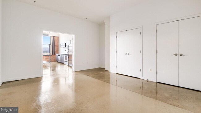 Building Photo - 444 N 4th St