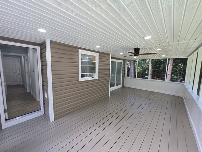 Building Photo - FULLY REMODELED 3 BR HOUSE IN PRINCE GEORG...