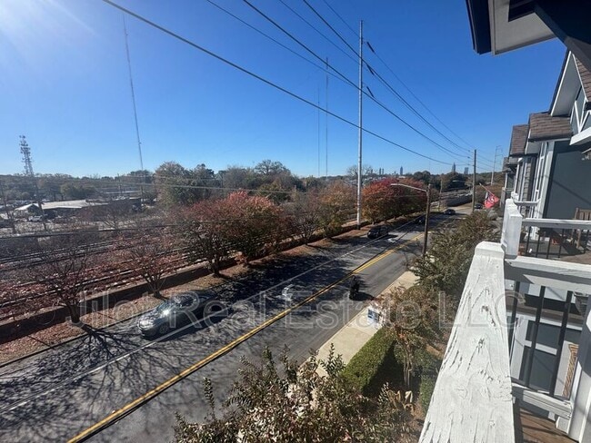 Building Photo - 1806 DeKalb Ave NE