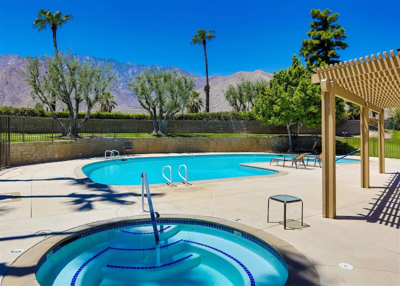 Building Photo - 2825 N Los Felices Rd