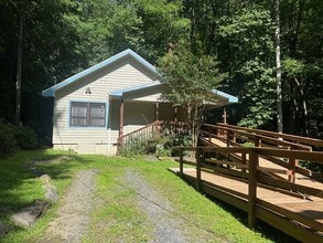 Building Photo - 1890 Buff Creek Rd
