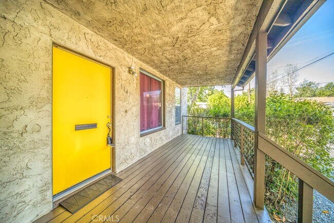 Building Photo - Charming 3 bed 2 bath home with bonus room...