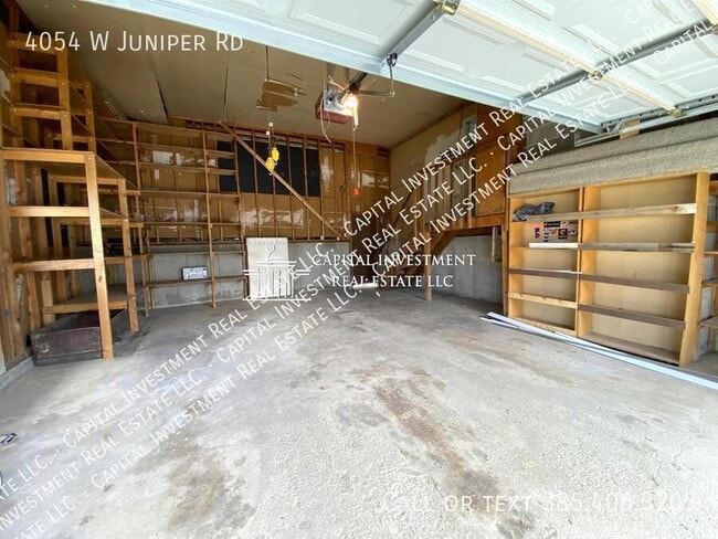 Building Photo - 4054 W Juniper Rd
