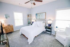 Building Photo - 1366 Dupont Park NW