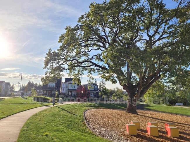 Building Photo - 3887 SE Muddy Ln