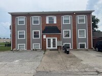 Building Photo - 1625 Brick Kiln Ln