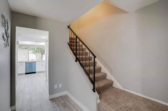 Building Photo - 4678 N 19th Ave