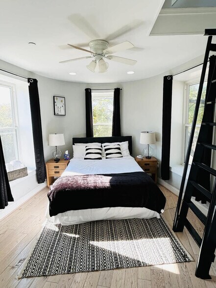 Building Photo - 45 Rhode Island Ave NE