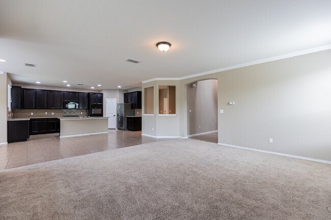 Building Photo - 12939 Texas Gold