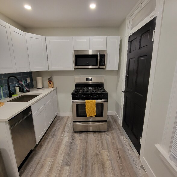 Building Photo - 112 W Bayaud Ave