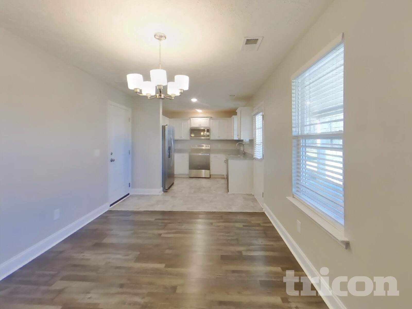 Building Photo - 716 Cedar Ln